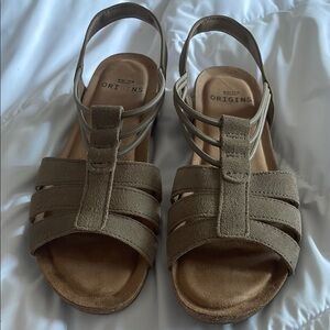 Earth Origins Tan Sandals